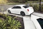 Chrysler 300C SRT8 2012 года